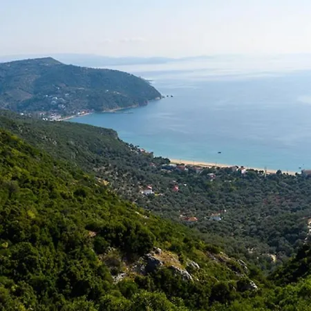 Oniropetra Pelion